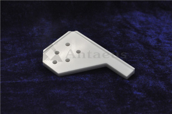 High Fracture Toughness 99% Al2O3 Ceramic Products